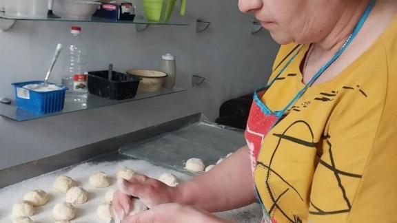 Тонны посылок собрали жители Грачёвского округа для бойцов СВО