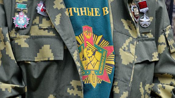 С Днем пограничника поздравил защитников границ Отечества спикер Думы Ставропольского края Юрий Белый