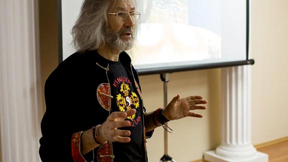 Известные путешественники встретились со студентами в Ставрополе