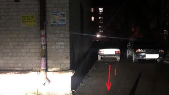 Легковушка насмерть сбила пенсионерку во дворе дома в Ессентуках