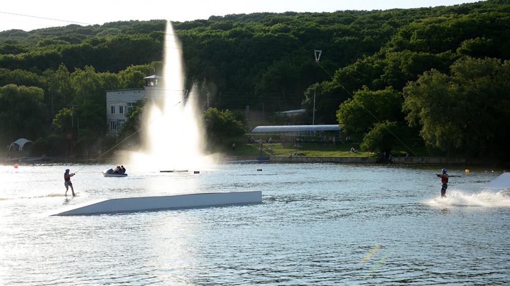 На Комсомольском пруду Ставрополя зимой дежурят спасатели