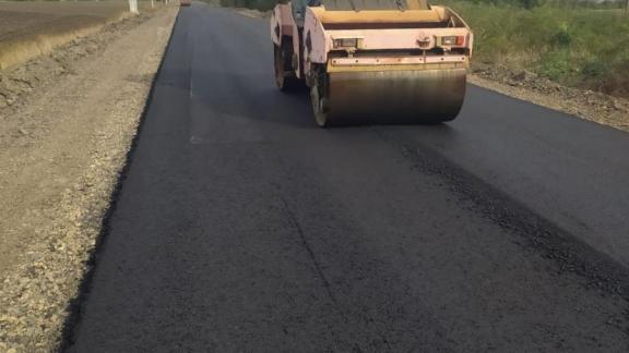 В Новоалександровском округе Ставрополья завершают ремонт автодороги