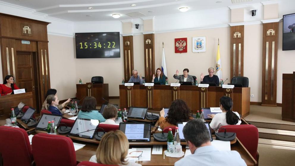 Звание заслуженного работника образования планируют учредить на Ставрополье