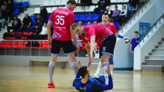 Ставропольские «викторианцы» в Уфе сокрушили хозяев из «Акбузата»