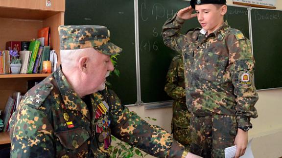 Председатель совета ветеранов войск правопорядка Ставрополя В. Медяник награжден медалью