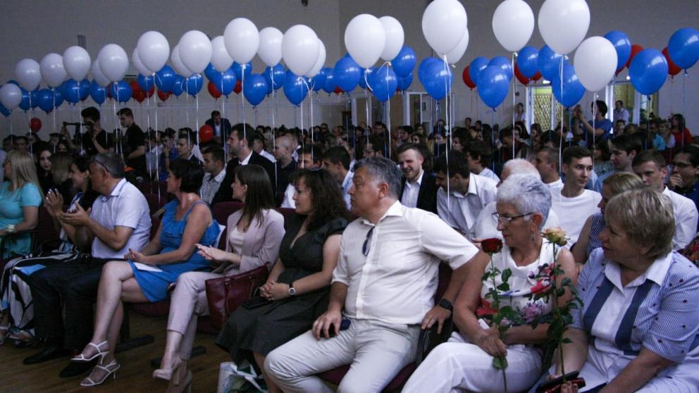 В ставропольском колледже связи получили дипломы 130 специалистов