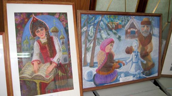 Юные таланты представили свои рисунки на конкурс в Ипатовском районе