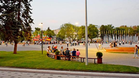 В Георгиевске после реконструкции открылась площадь Победы