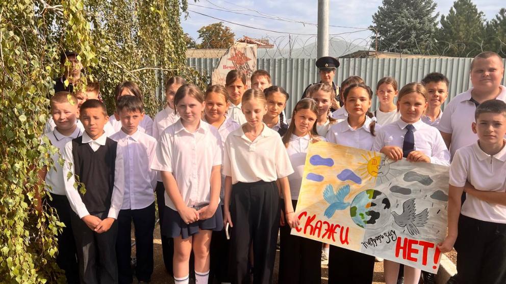 Тематические мероприятия в память о жертвах терроризма провели в Арзгирском округе