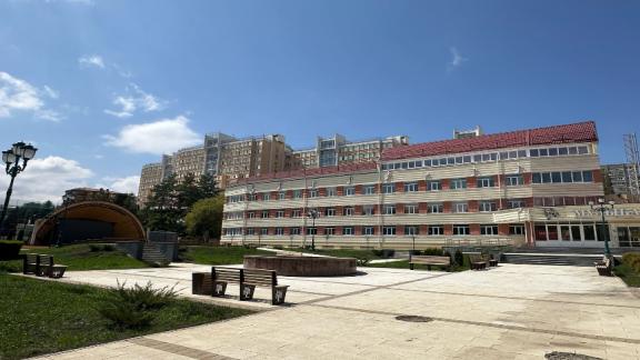 В обновлённой школе Кисловодска появились современное оборудование и виртуальный концертный зал