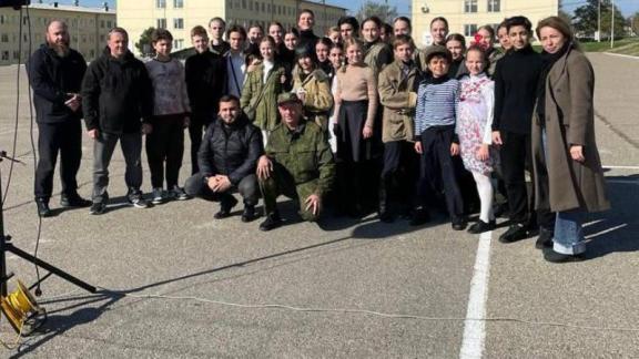 Власти Пятигорска передали ценный груз мобилизованным землякам