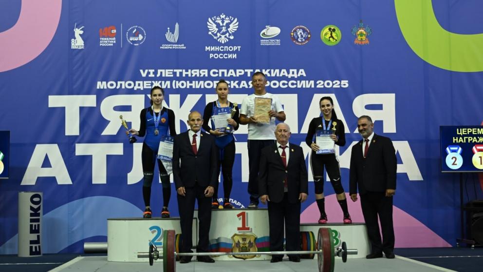 Ставропольские штангисты получили медали в Грозном и Сукко