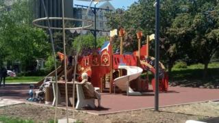 Большая площадка-корабль появилась у ДкиС в Ставрополе