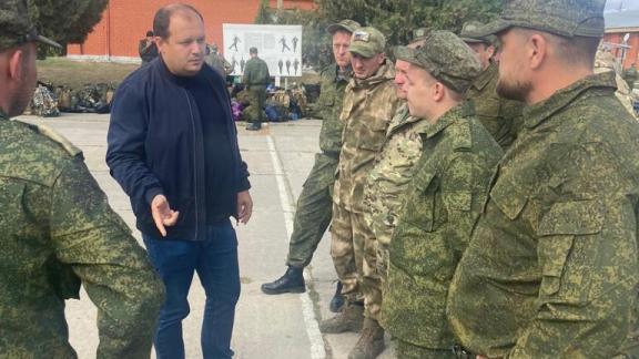 Глава Железноводска навестил мобилизованных земляков