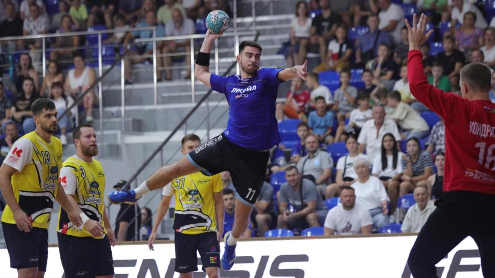 Гандболисты ставропольского «Виктора» стали победителями домашнего «Кубка Лаврова»