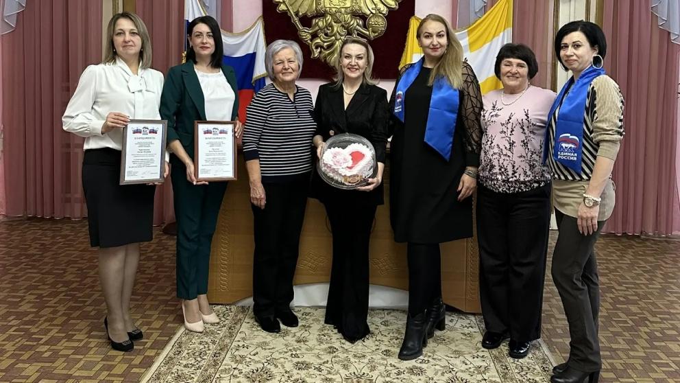 «Единая Россия» поздравила сотрудников отдела ЗАГС Советского округа Ставрополья с праздником