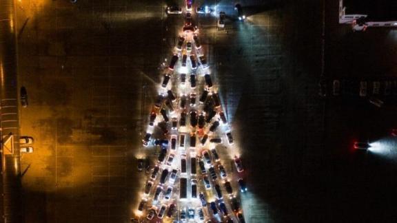 В Ставрополе выстроят новогоднюю ёлку из светящихся машин