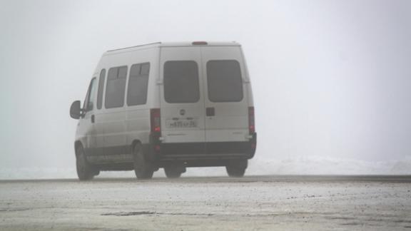 Водителей и пешеходов Ставрополья предупреждают о плохой видимости на дорогах