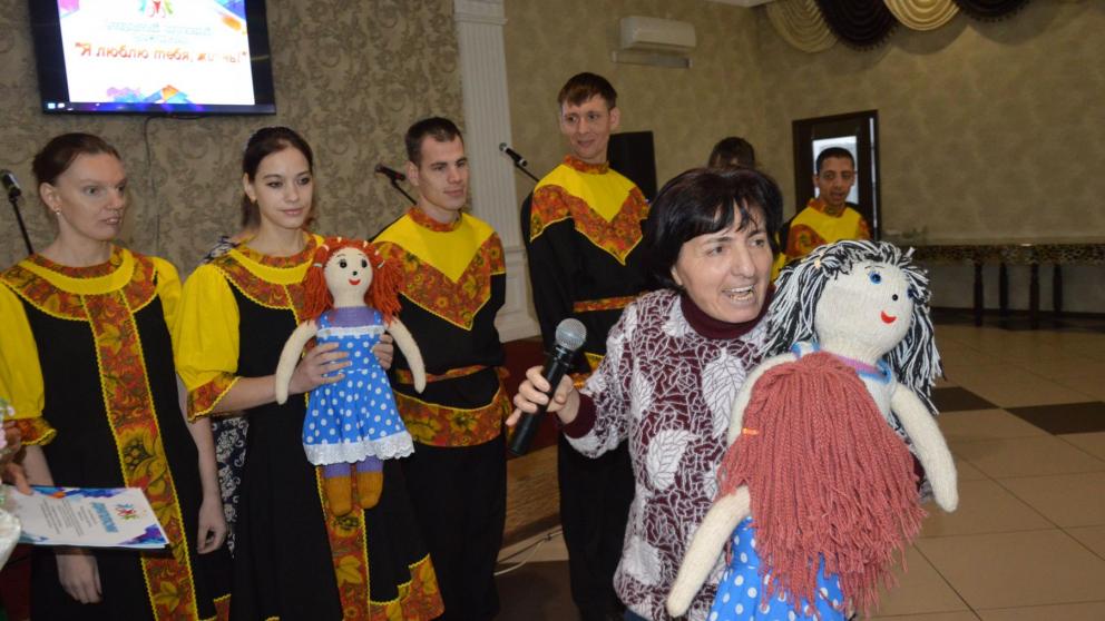 Рукодельница из Апанасенковского округа создаёт театральных кукол