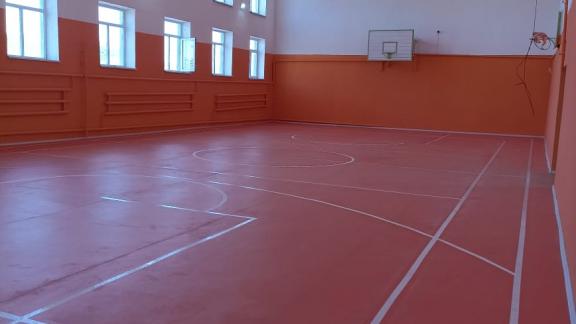 В Благодарненском округе Ставрополья отремонтировали школьный спортзал