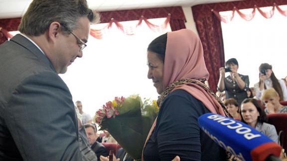 Награждение многодетных матерей края медалью «Материнская слава» состоялось в Ставрополе