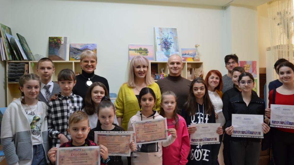На выставке в Мексике представили картины детей Предгорного округа Ставрополья 