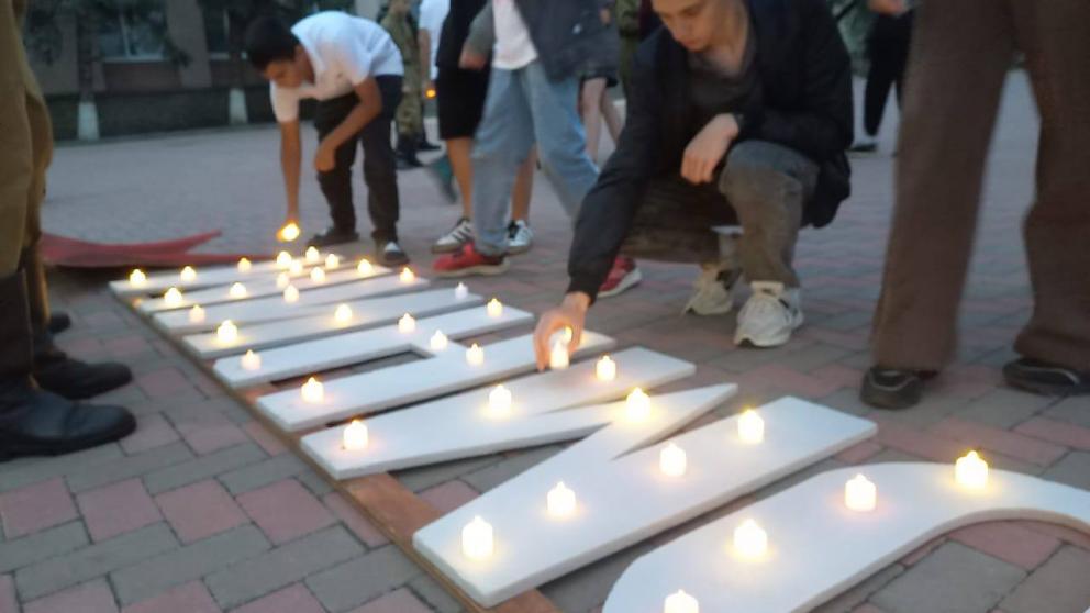 Свечи памяти зажгли в Андроповском округе Ставрополья
