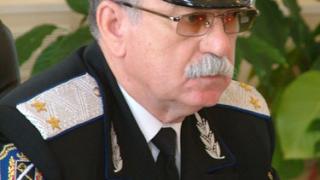 Знамя из рук Президента получил атаман Терского казачьего войскового общества