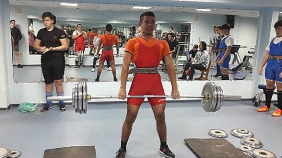 В Кочубеевском районе состоялся юношеский турнир по пауэрлифтингу