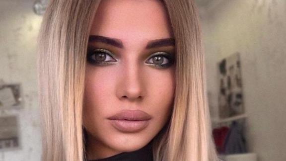 Ставропольчанкам рассказали о трендах в новогоднем макияже