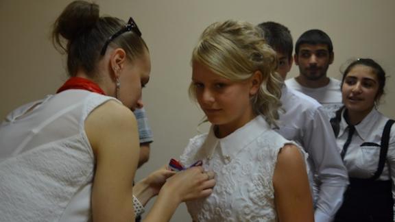 Юным ставропольцам накануне Дня России вручены паспорта