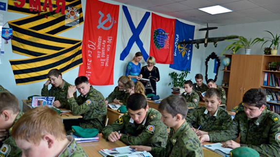 Кадеты узнали историю спасения челюскинцев на необычном уроке