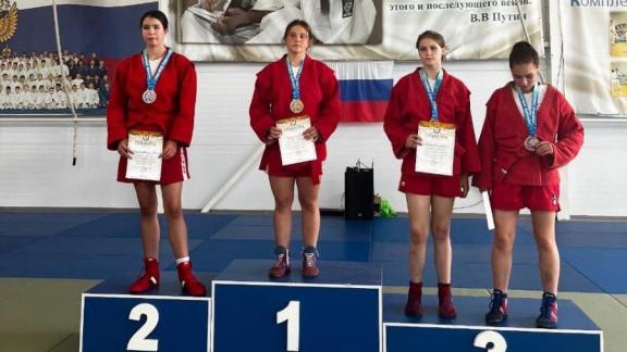 Юные ставропольцы победили в краевых соревнованиях по самбо