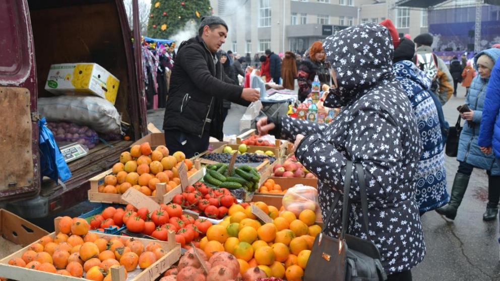 В Невинномысске провели предновогоднюю ярмарку