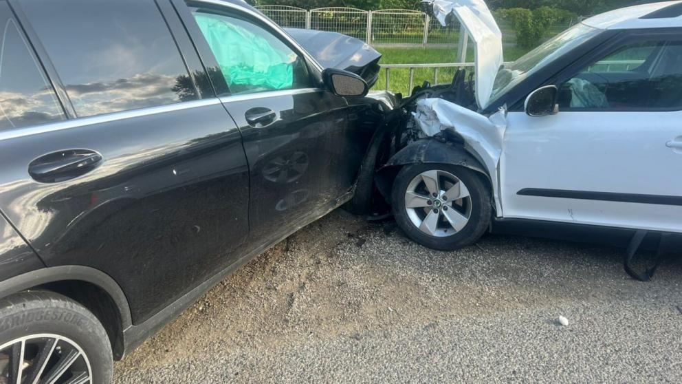 Два человека пострадали при столкновении автомобилей в Шпаковском округе