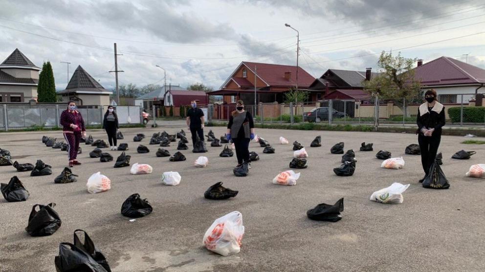 На Кавминводах греческая молодёжь помогла людям, попавшим в сложную ситуацию