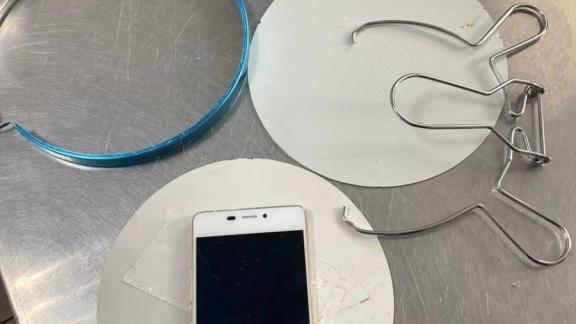 В СИЗО на Ставрополье пытались передать телефон в зеркале