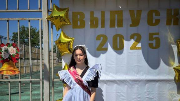 В Туркменском округе зафиксирована пятая стобалльница по ЕГЭ за всю историю