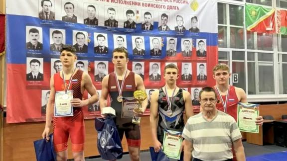 Борцы из Кочубеевского округа представили Ставрополье на турнире в Зеленограде