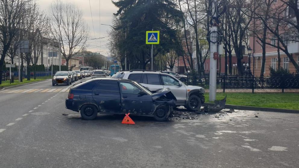 Два человека пострадали в ДТП в Ставрополе