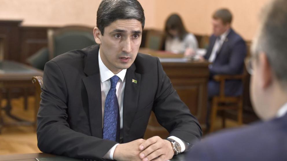 Губернатор Ставрополья В.Владимиров встретился с консулом Туркменистана А. Байрамовым