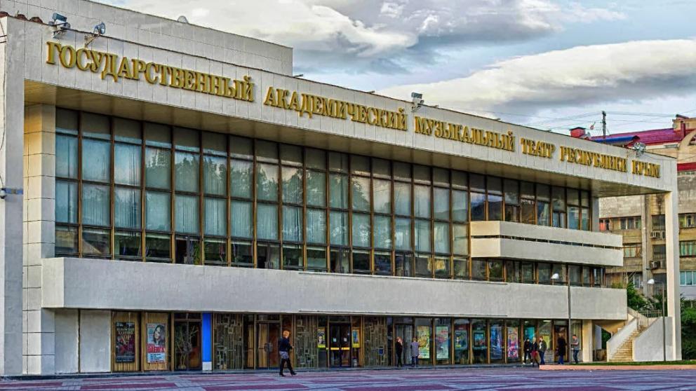 Из Симферополя в Ставрополь приедут д’Артаньян и Царевна-Лягушка