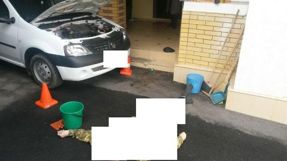 В Ставрополе погиб мужчина, помогавший в ремонте автомобиля