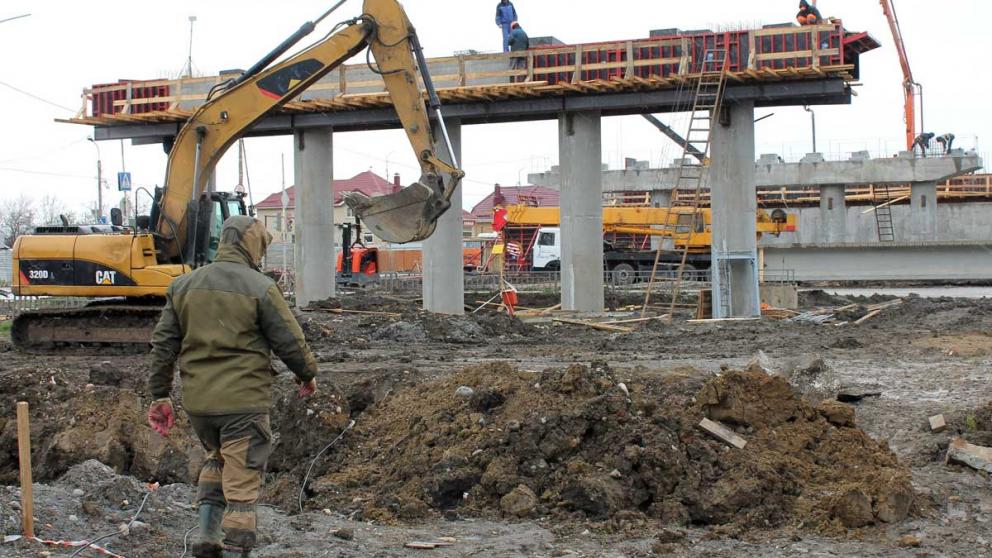 Путепровод в Невинномысске построен на 30%