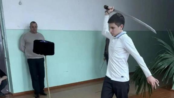 Школьники Кировского округа готовятся к весенним «Казачьим играм»