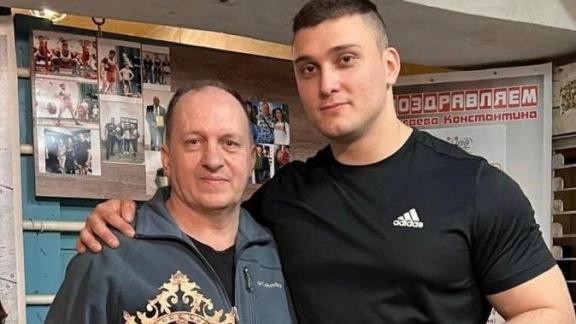 Владимир Владимиров поздравил ставропольского пауэрлифтера с победой на первенстве России