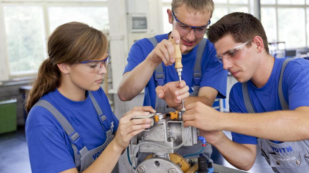 За 4 года профобучение на Ставрополье прошли более 9 тысяч человек