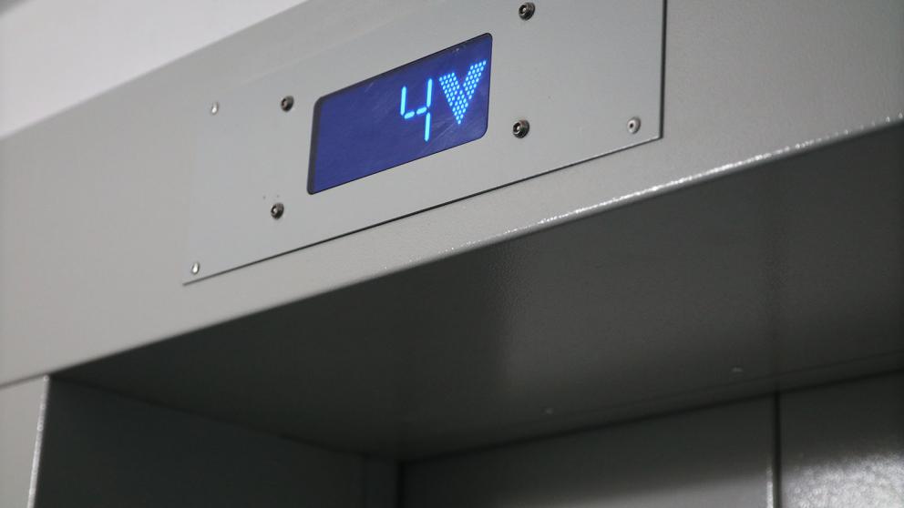 В городах Кавминвод завершили капремонт лифтового хозяйства в девяти МКД