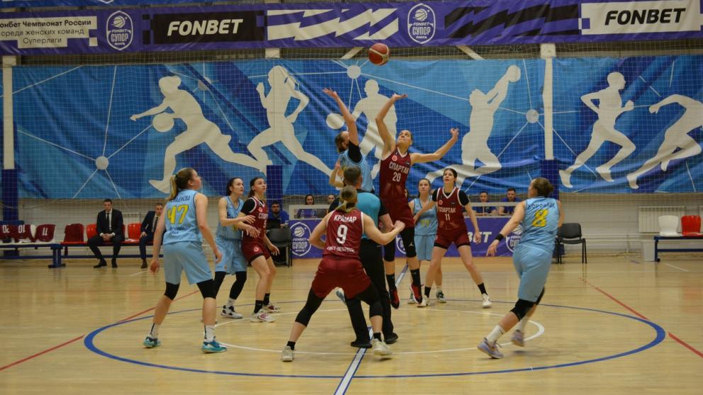 «Ставропольчанка-СКФУ» и «Южный слон» сыграли очередные баскетбольные встречи 