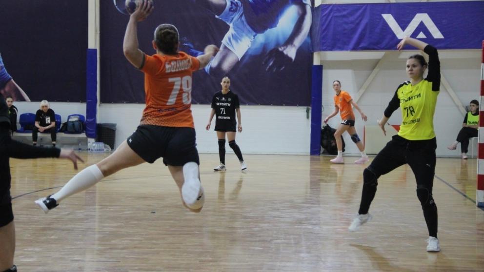 Гандболистки «Ставрополья» уступили в домашних матчах соперницам из Ростова-на-Дону 